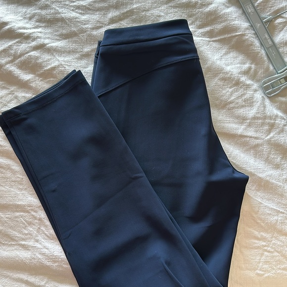 Lululemon track pants - Picture 2 of 3